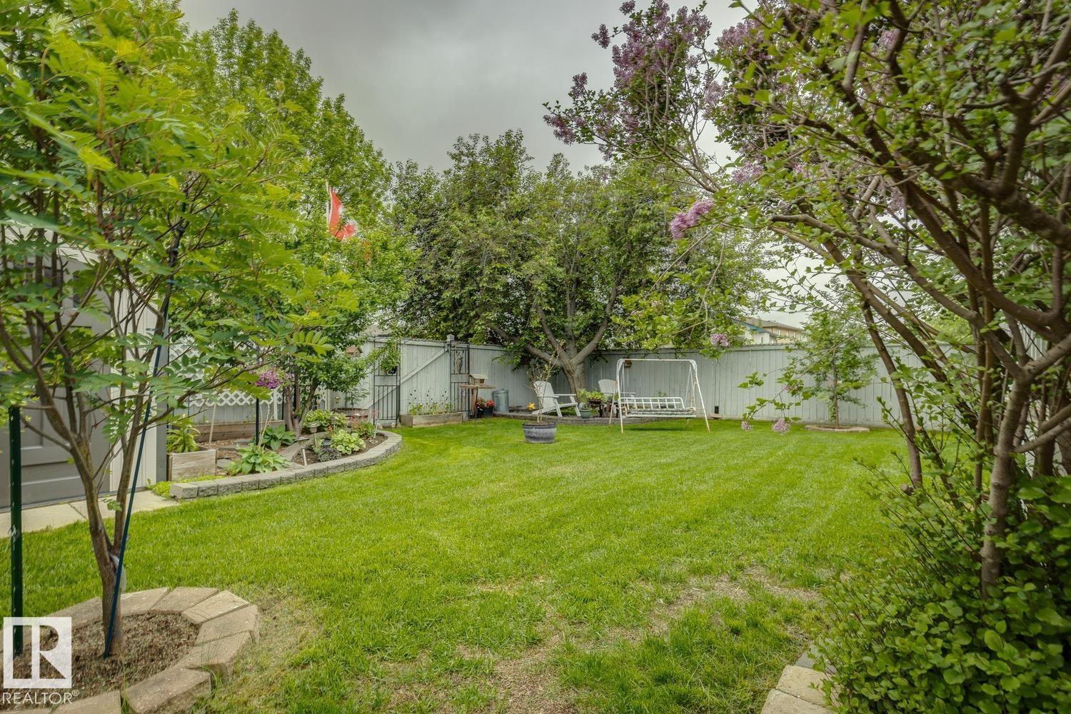 3623 30 ST NW — photo 44