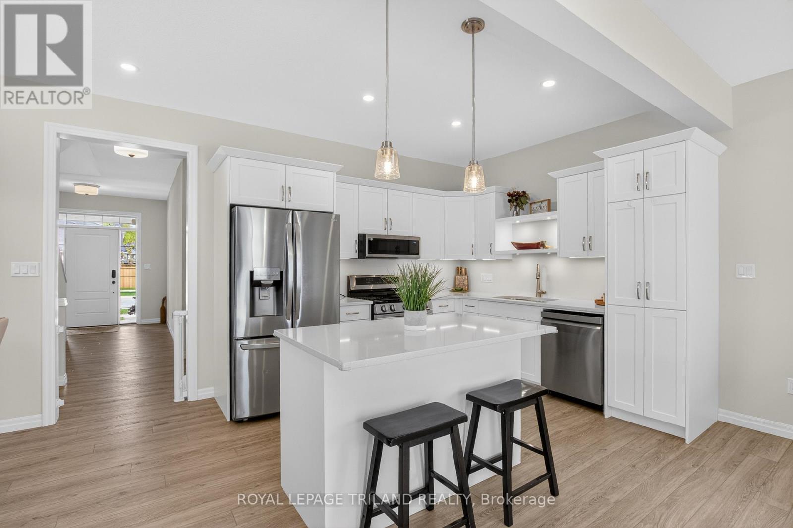 102 CORTLAND TERRACE - 11