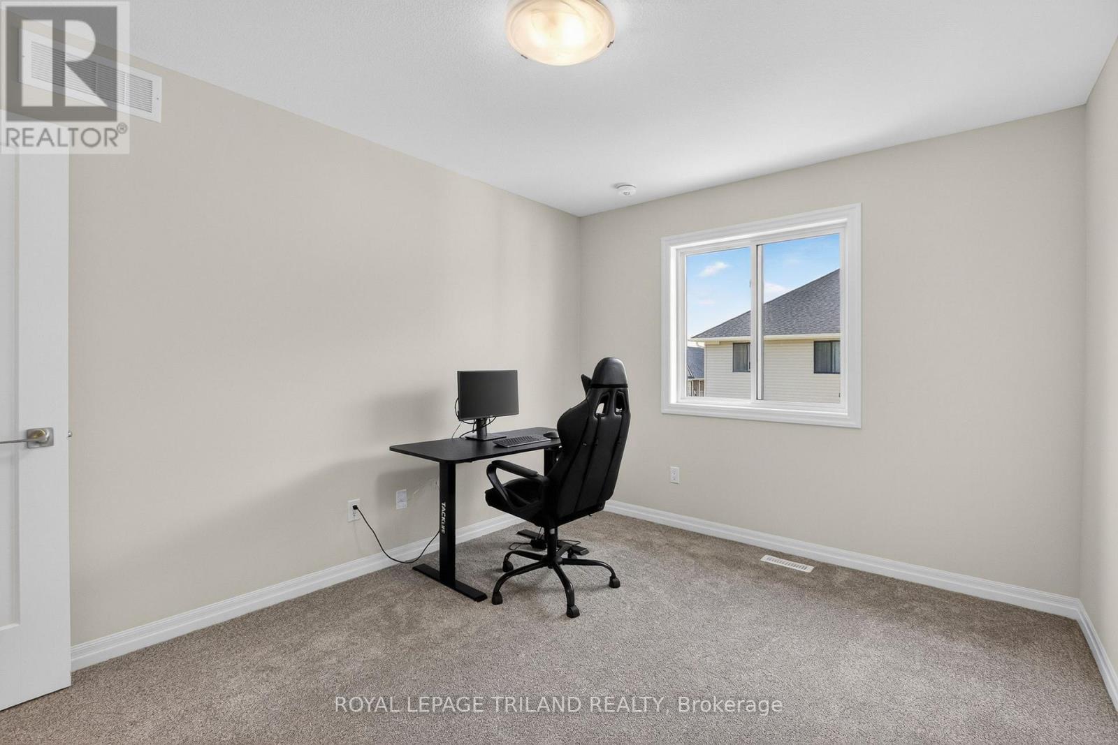 102 CORTLAND TERRACE - 29