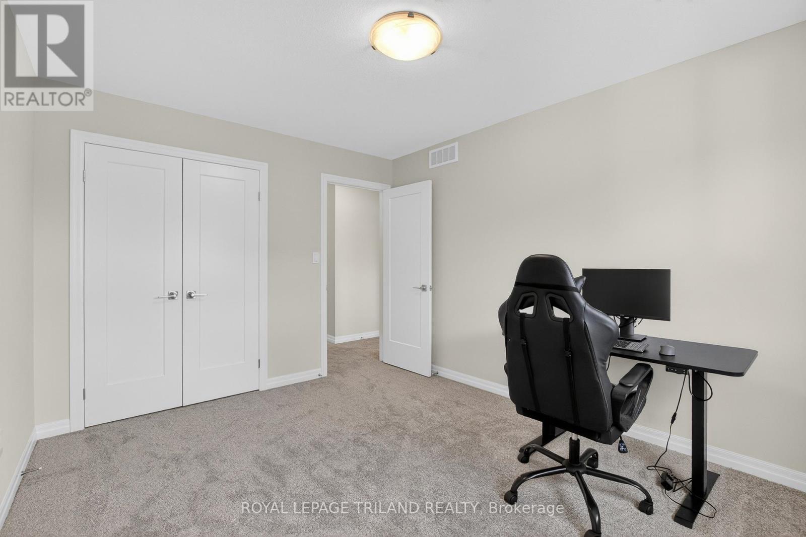 102 CORTLAND TERRACE - 30