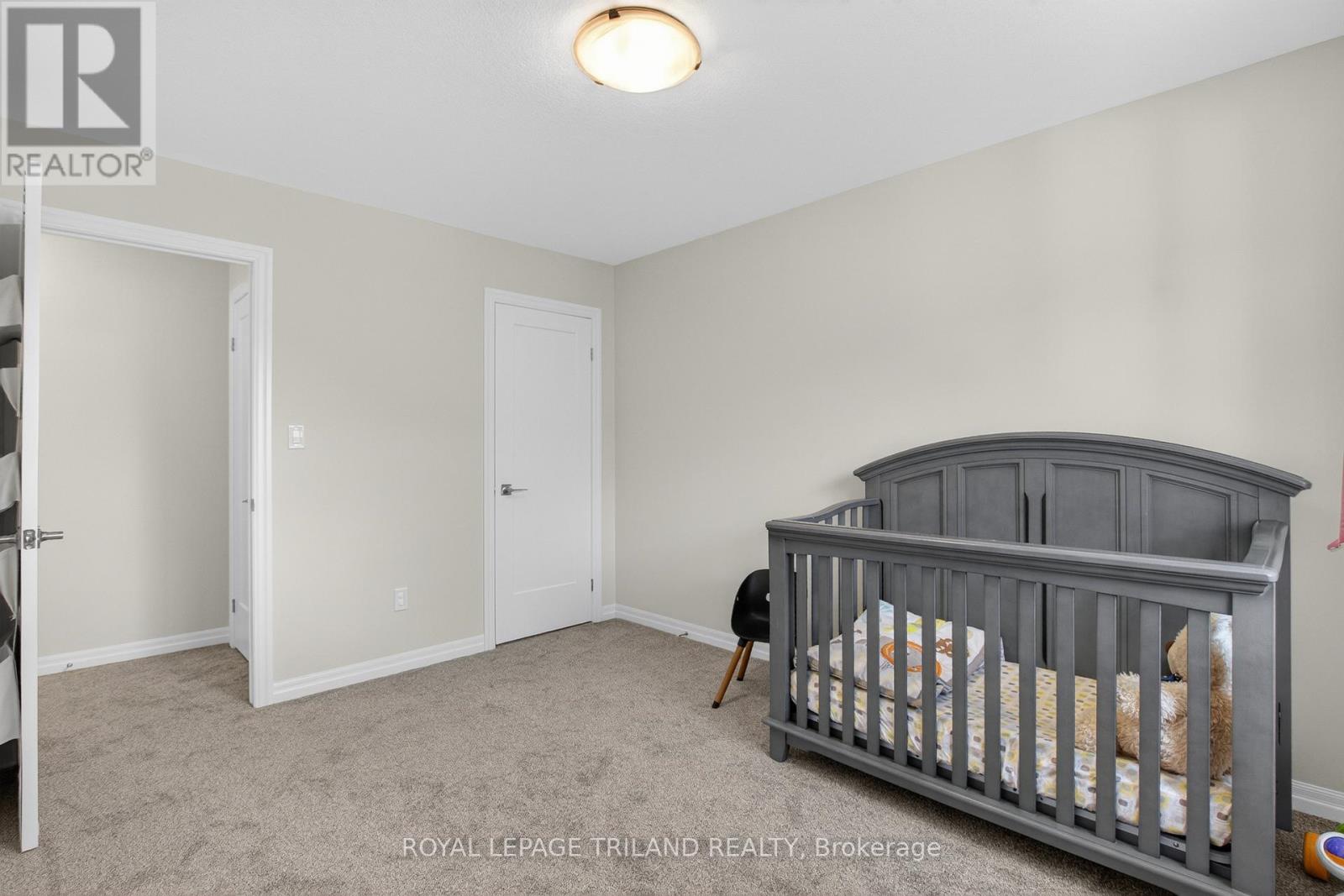 102 CORTLAND TERRACE - 34