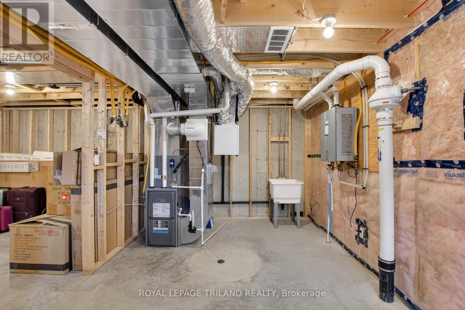 102 CORTLAND TERRACE - 39