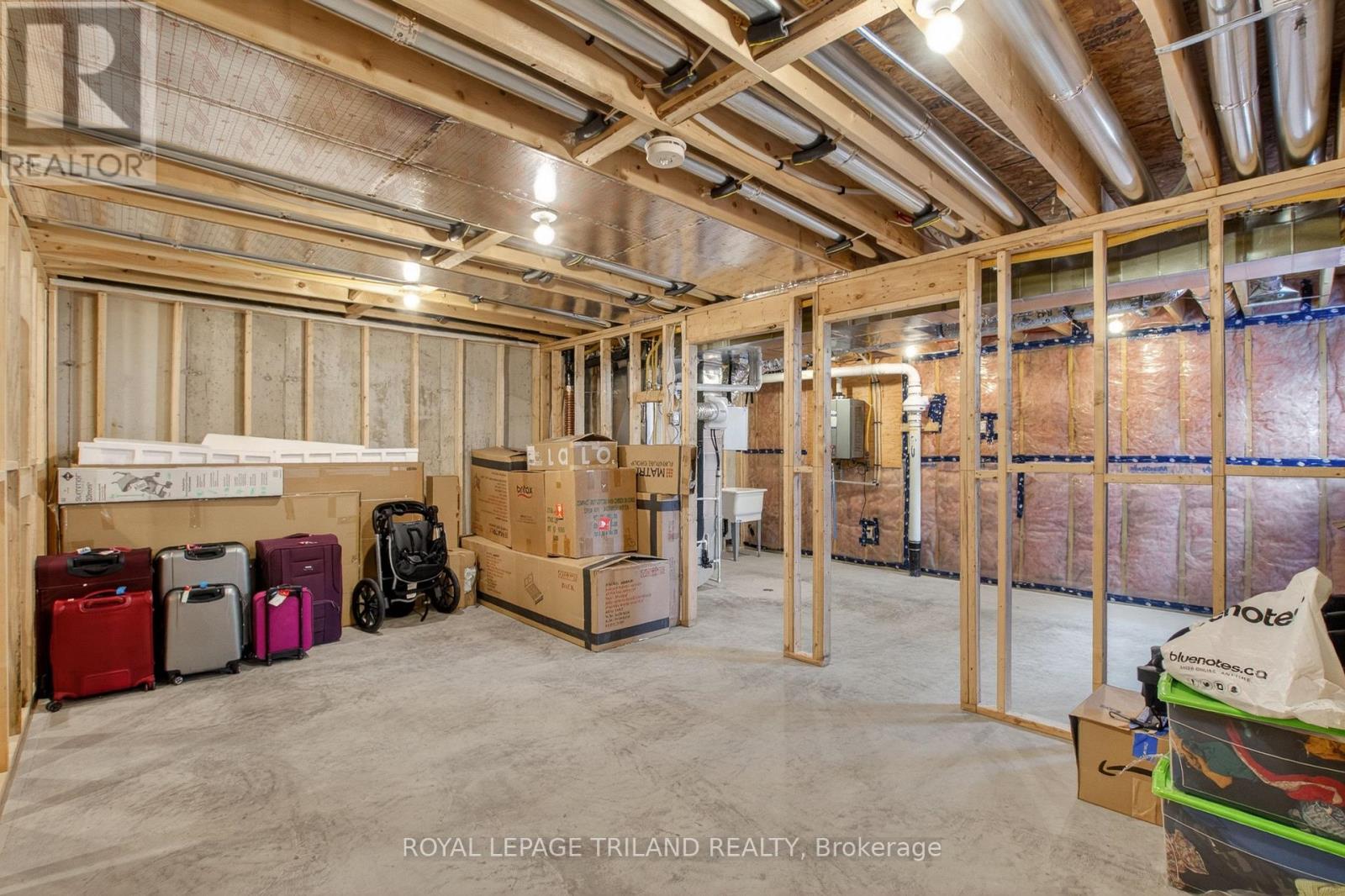 102 CORTLAND TERRACE - 40