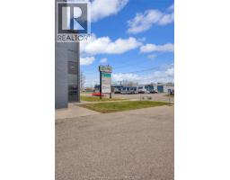 330 Richmond Street, Chatham, ON N7M1P7 Photo 17