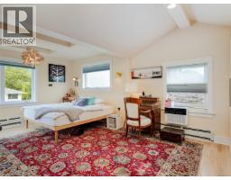 Primary Bedroom - 2366 Zela St, Oak Bay, BC V8S2X2 Photo 8