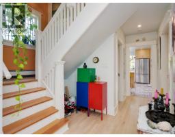 Entrance - 2366 Zela St, Oak Bay, BC V8S2X2 Photo 15