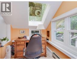Living room - 2366 Zela St, Oak Bay, BC V8S2X2 Photo 14