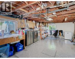 2366 Zela St, Oak Bay, BC V8S2X2 Photo 17