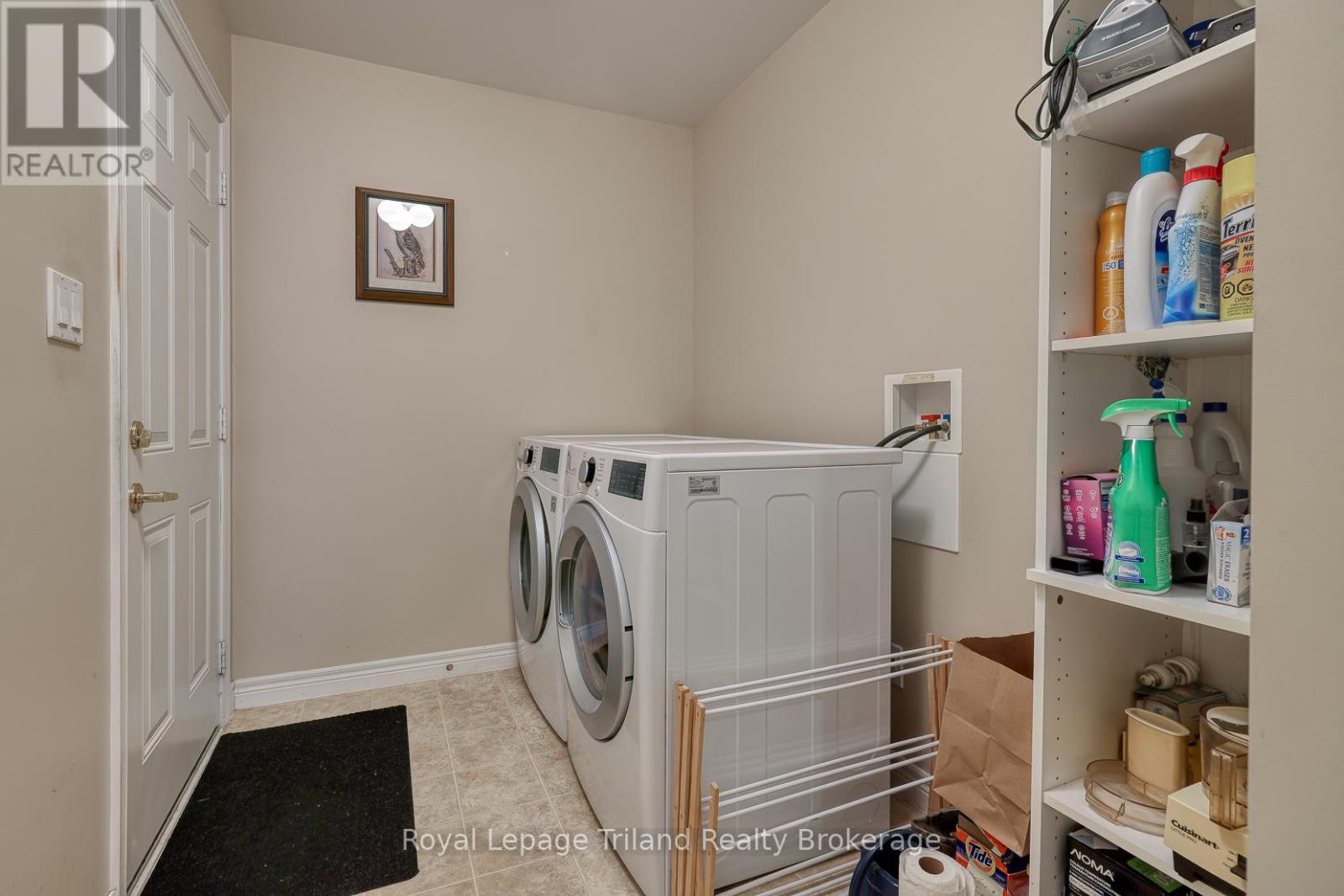 121 WESTON DRIVE - 18