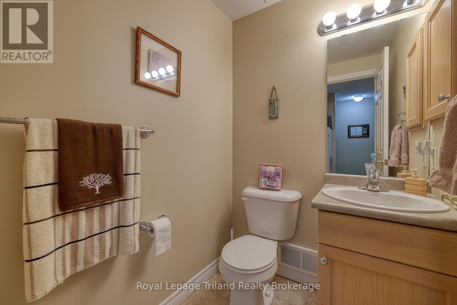 121 WESTON DRIVE - 25