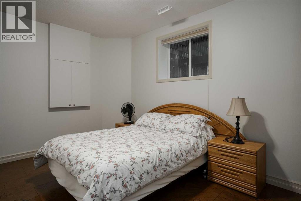 Basement bdrm #1