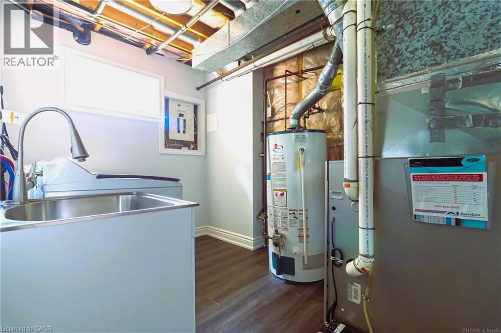 2390 SINCLAIR Circle - 33