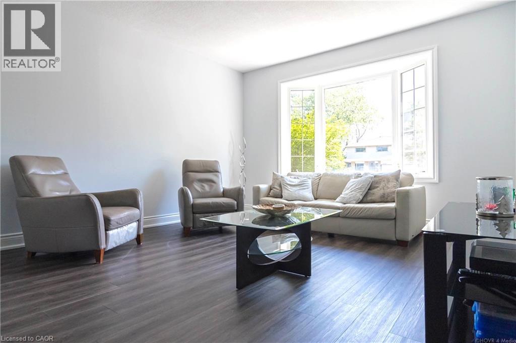 2390 SINCLAIR Circle - 4