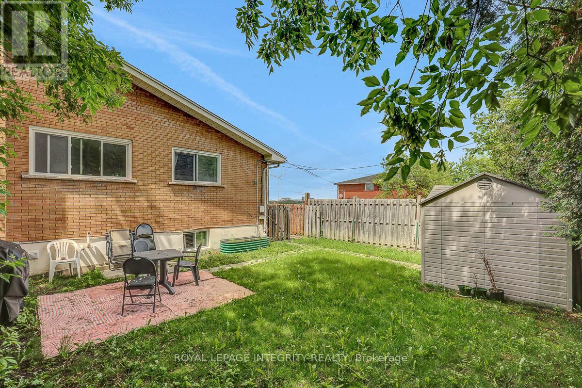 3 Bed, 1 Bath Multi-Family for Rent in Ottawa – A – 892 BASELINE ROAD, Ottawa – MLS# X13445098 - Image 24