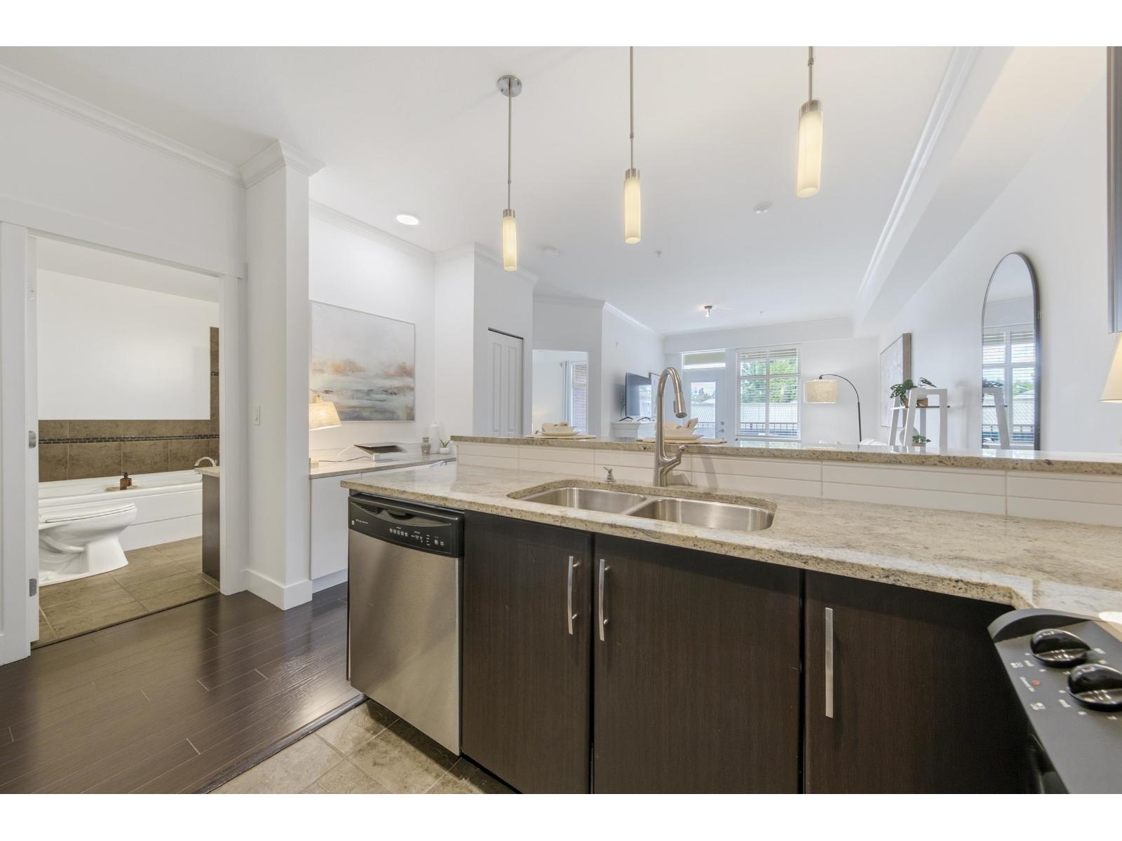 216 2632 PAULINE STREET, Abbotsford
