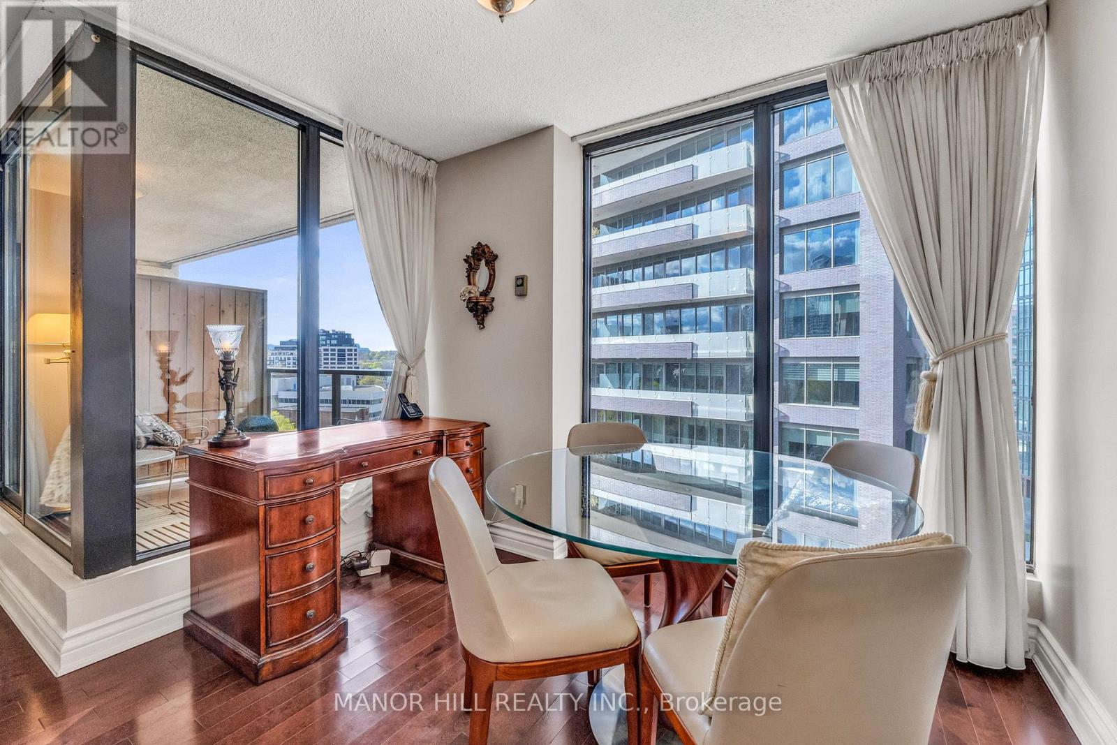 #803 1331 BAY STREET - 12