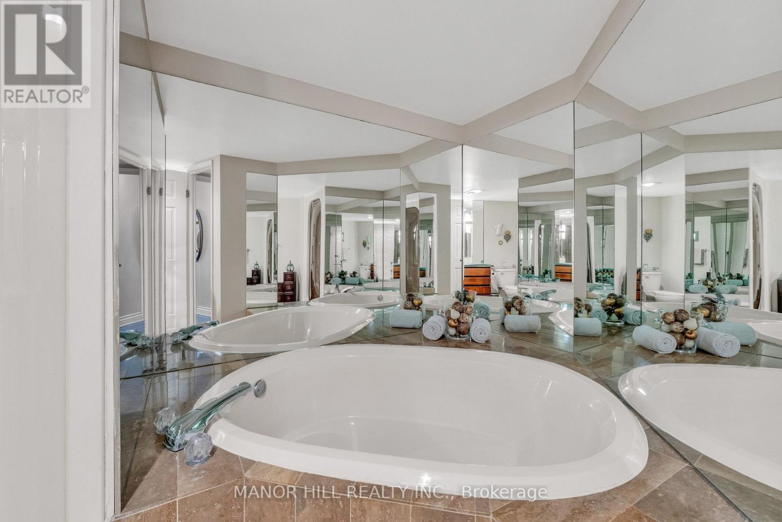#803 1331 BAY STREET - 26