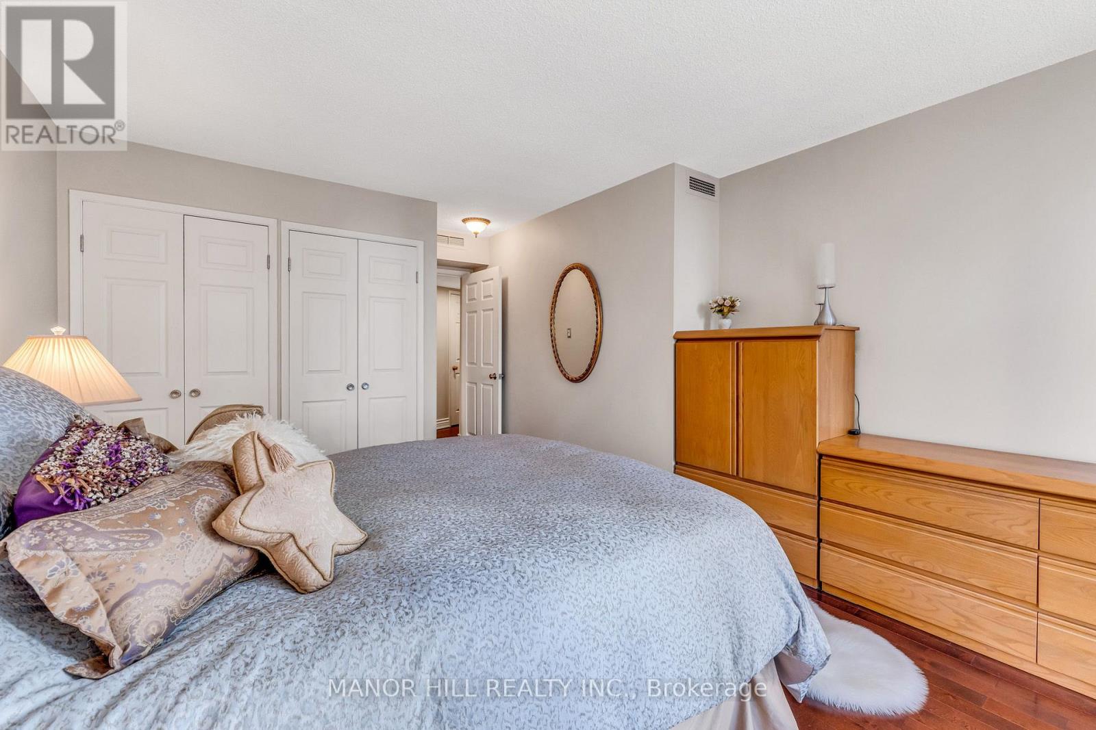 #803 1331 BAY STREET - 31