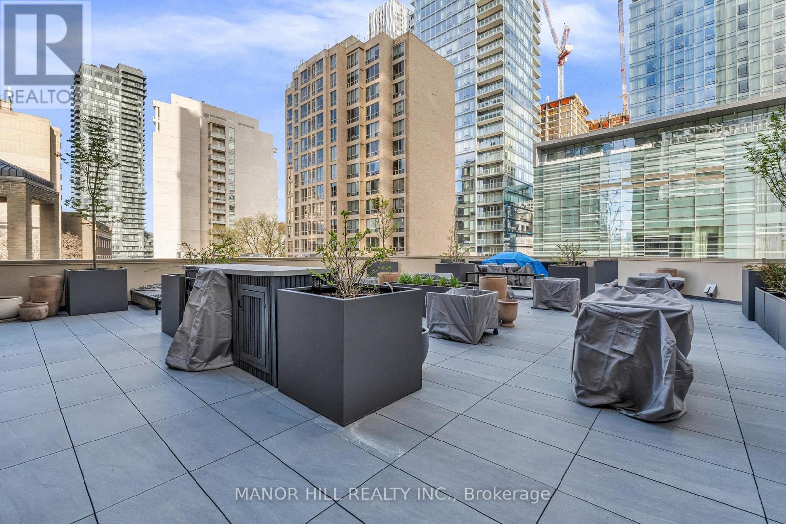 #803 1331 BAY STREET - 44
