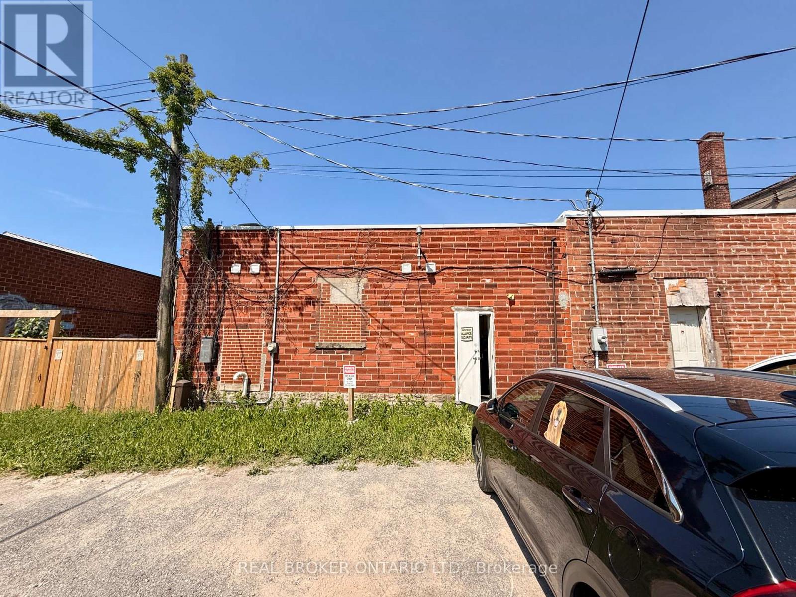 219 King Street — photo 21