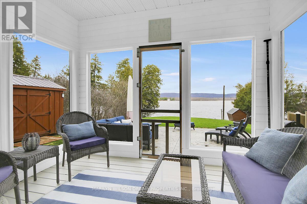 3276 BARLOW CRESCENT - 12