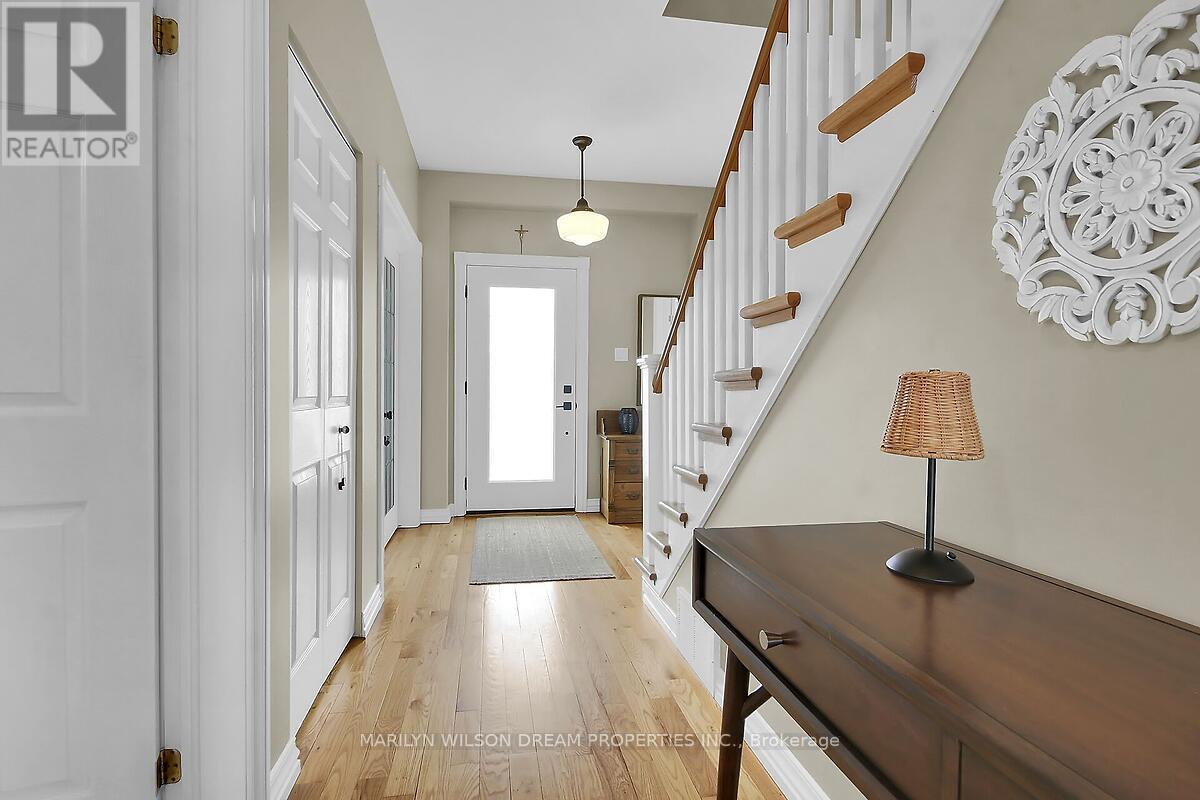 3276 BARLOW CRESCENT - 19