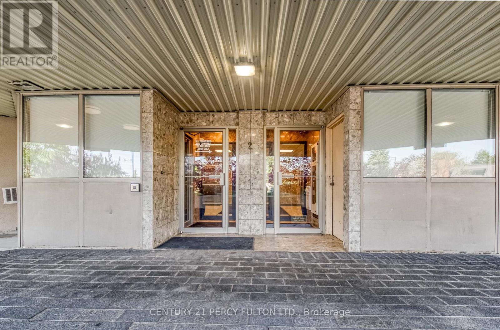 #1004 2 WESTNEY ROAD N - 3