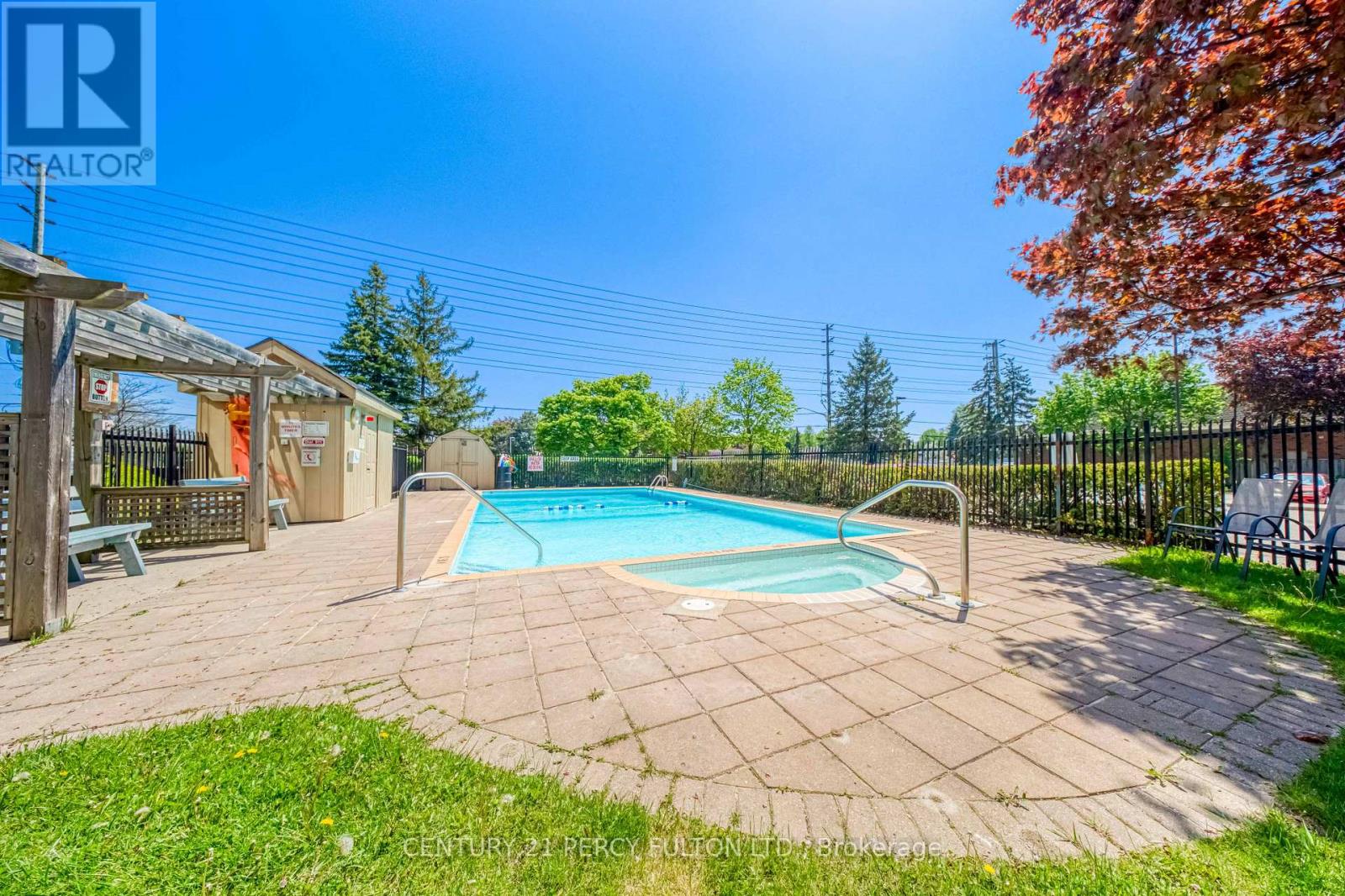 #1004 2 WESTNEY ROAD N - 40