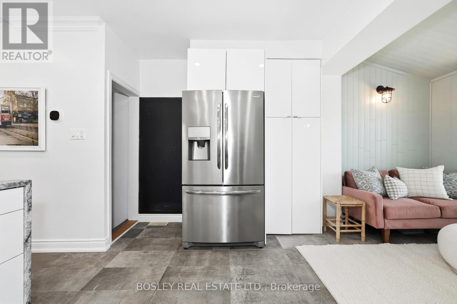682 MILVERTON BOULEVARD - 15