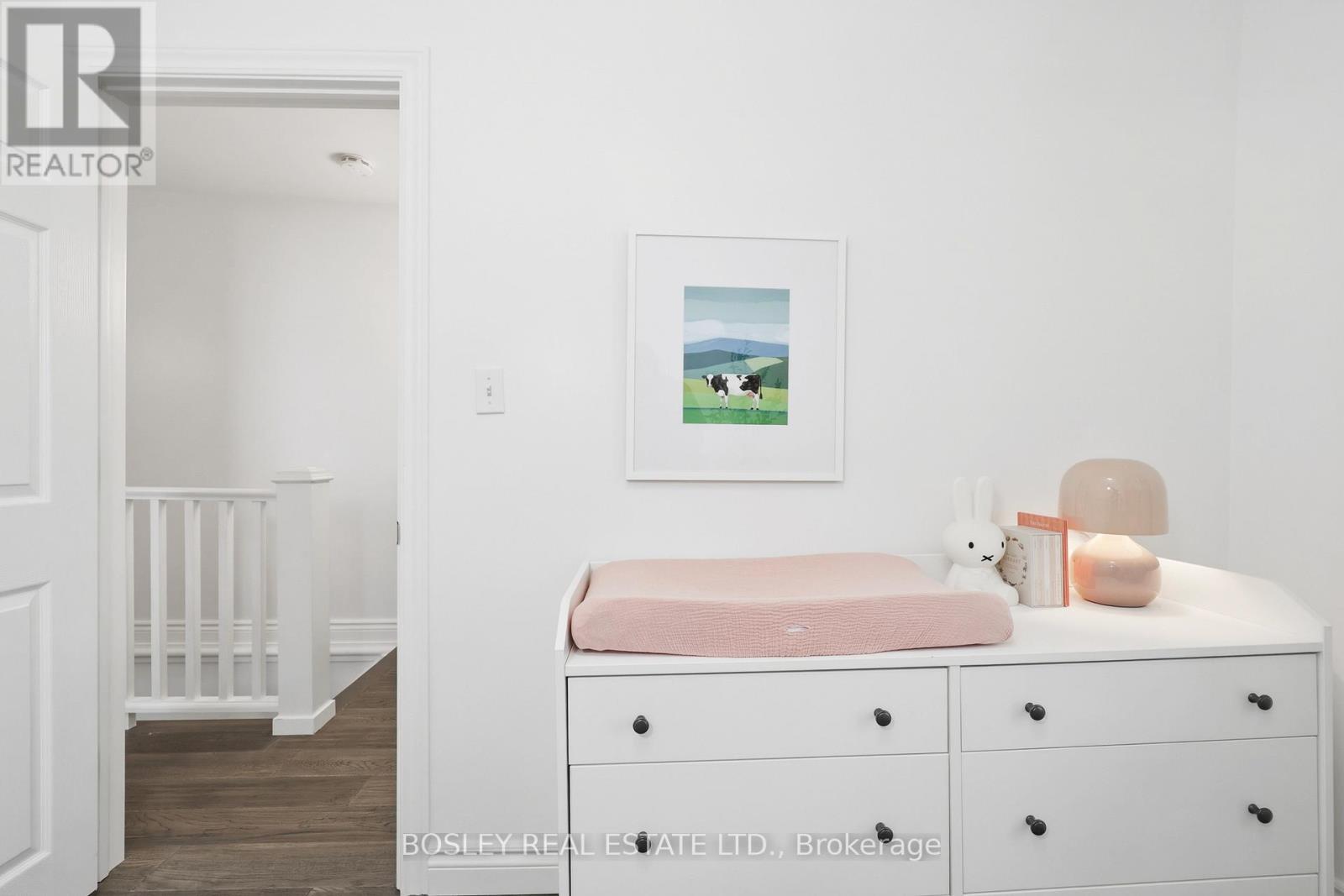 682 MILVERTON BOULEVARD - 22