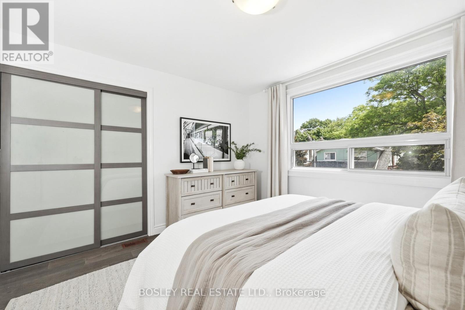 682 MILVERTON BOULEVARD - 30