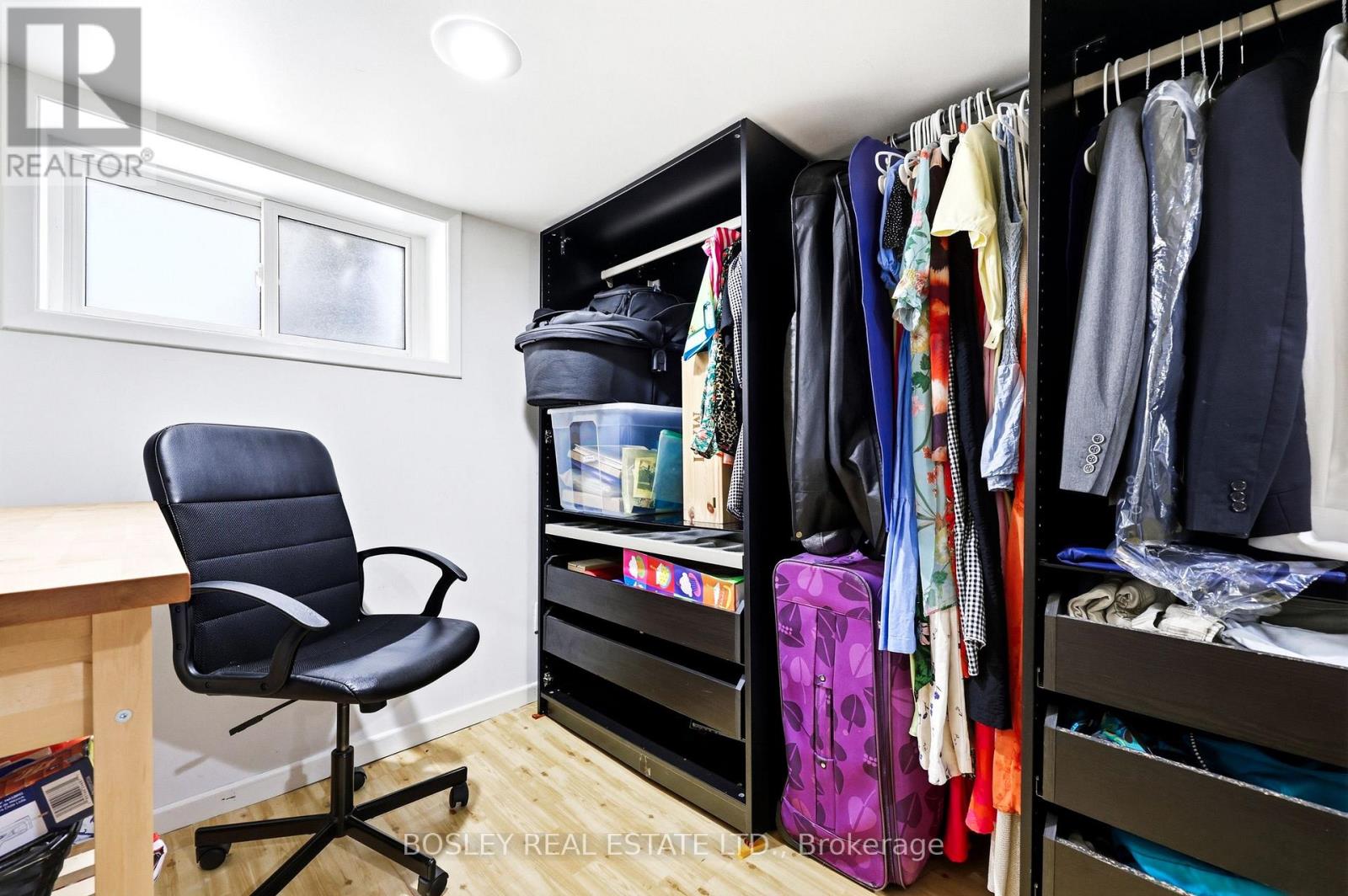 682 MILVERTON BOULEVARD - 39