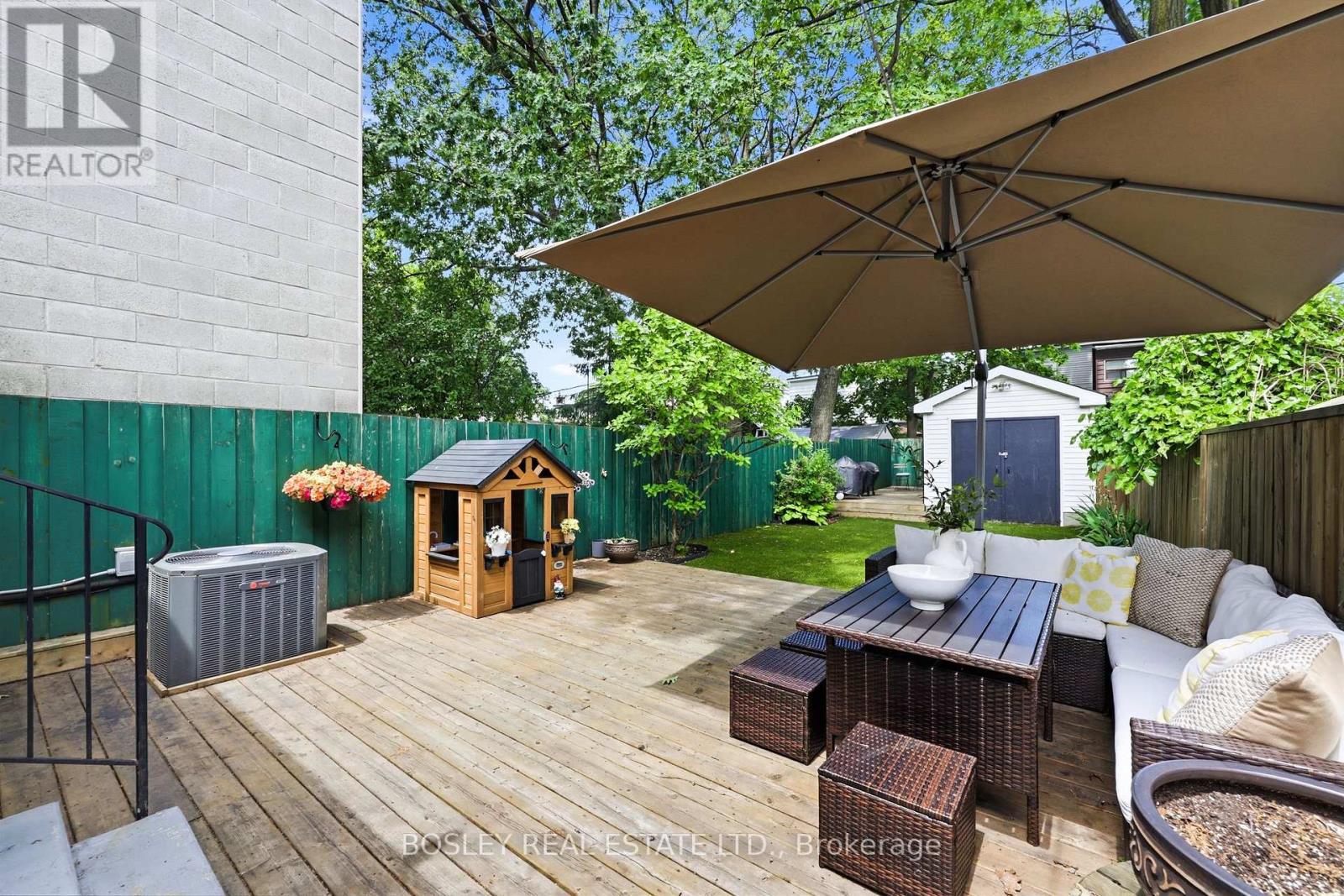 682 MILVERTON BOULEVARD - 43