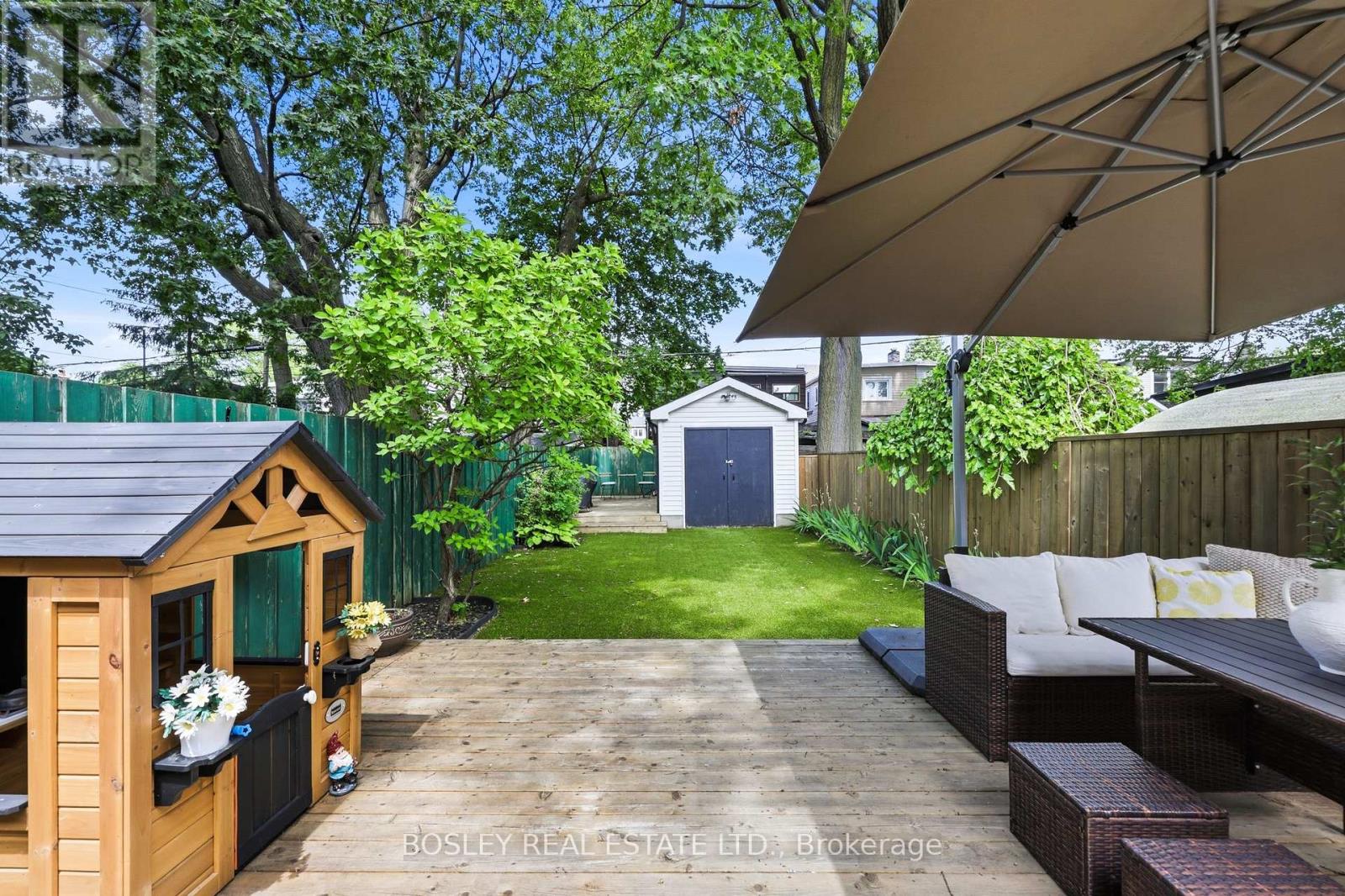 682 MILVERTON BOULEVARD - 44