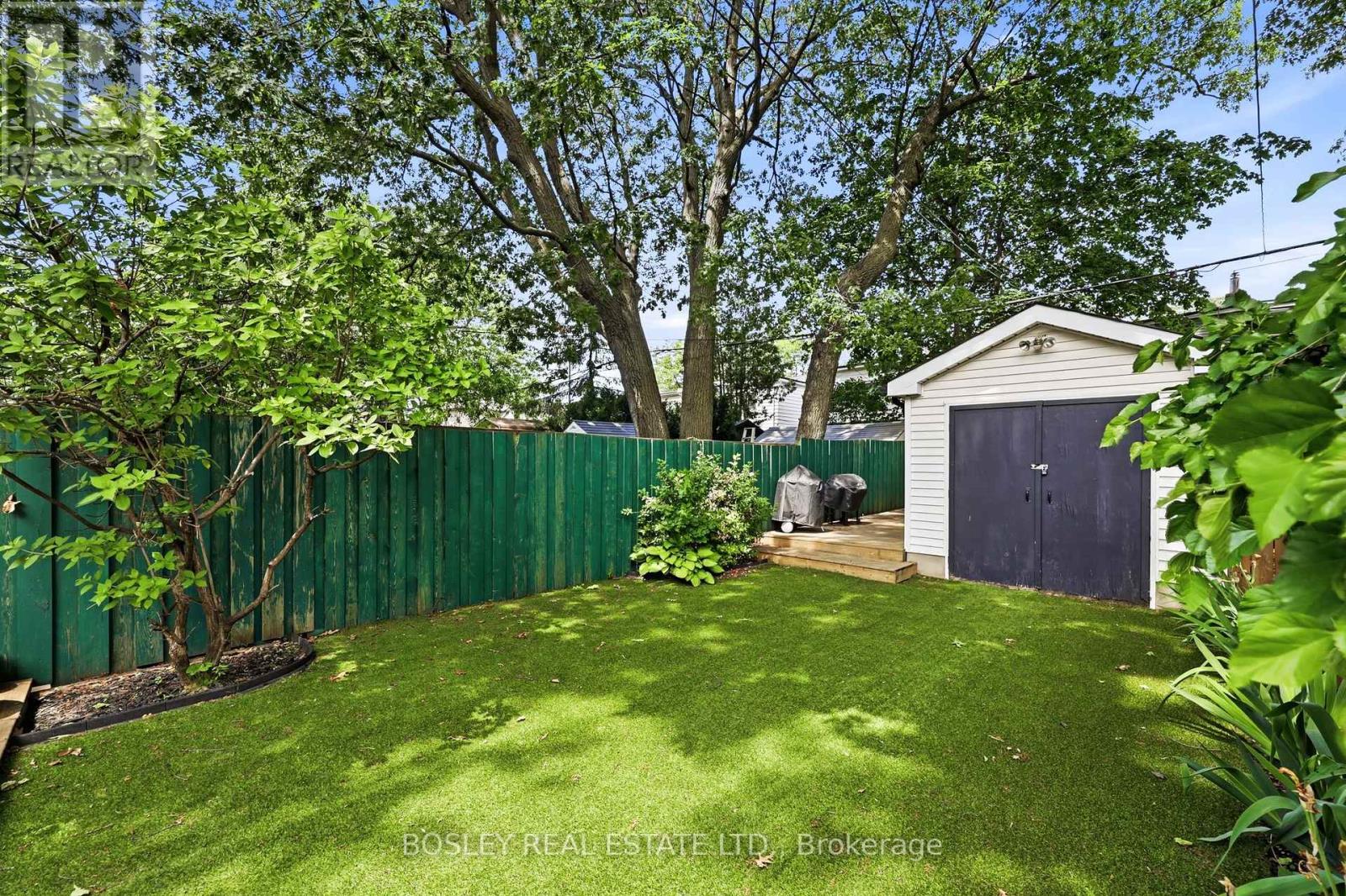 682 MILVERTON BOULEVARD - 46