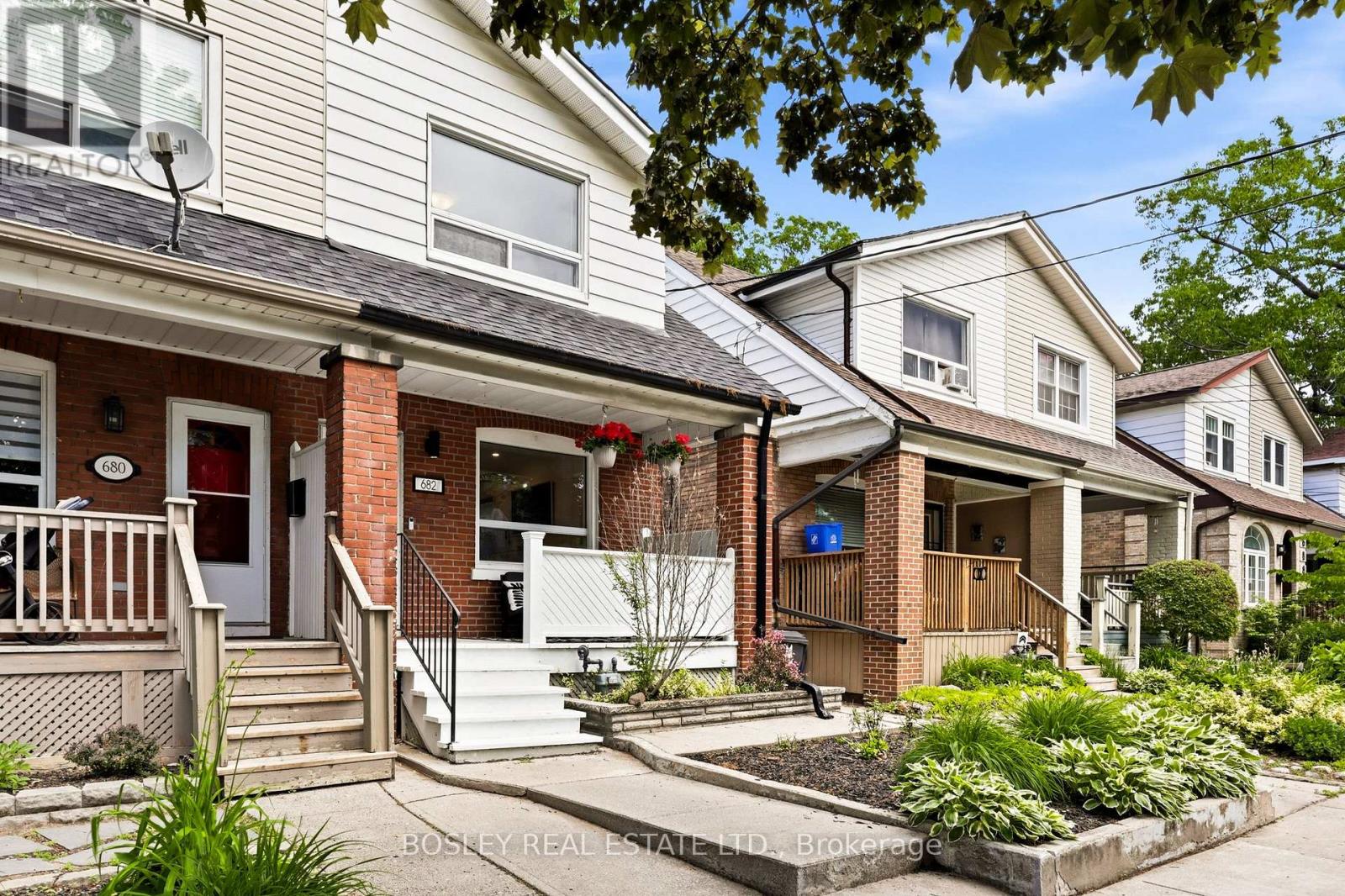 682 MILVERTON BOULEVARD - 49