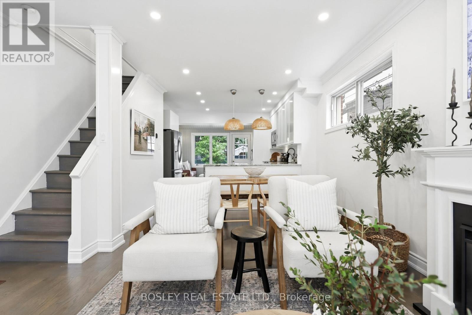 682 MILVERTON BOULEVARD - 6