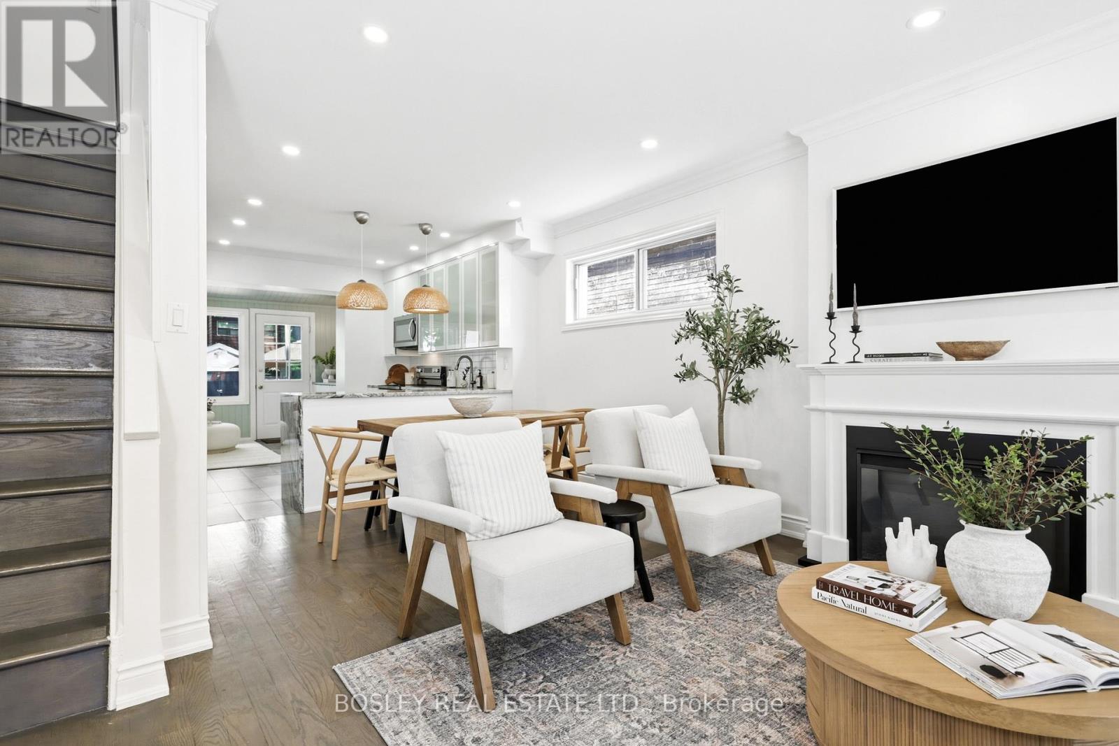 682 MILVERTON BOULEVARD - 7