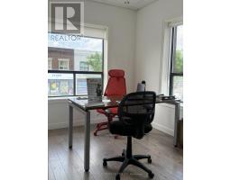 2017 B Danforth Avenue Nw, Toronto, ON M4C1J7 Photo 9