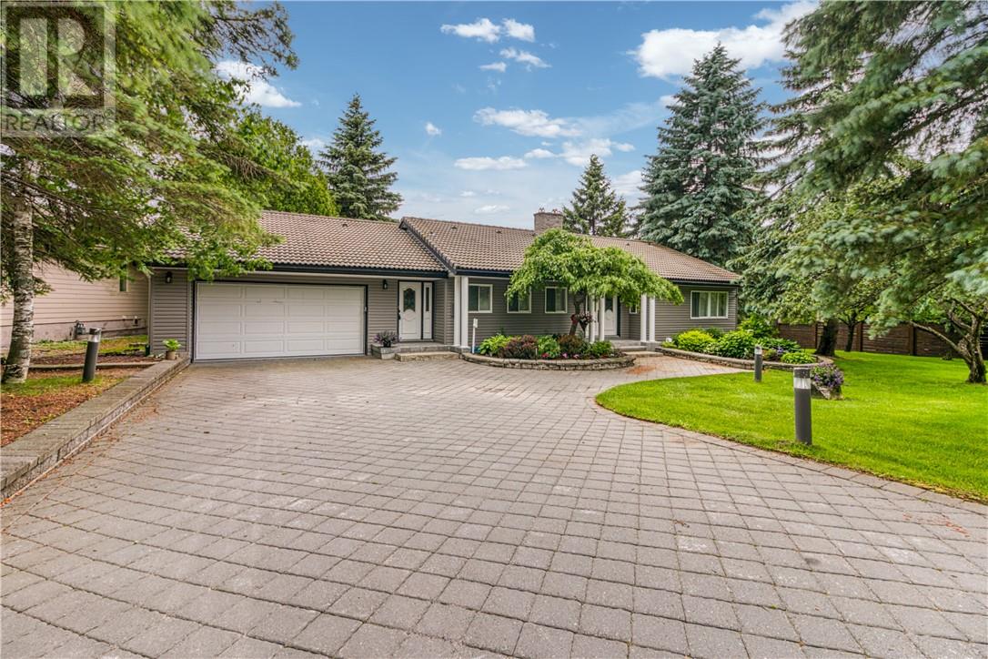647 Kirkwood Drive - 1