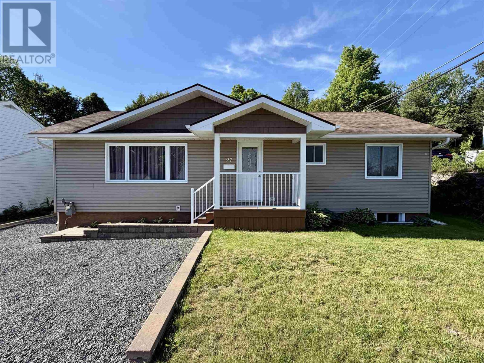 97 Hutchison AVE - 33
