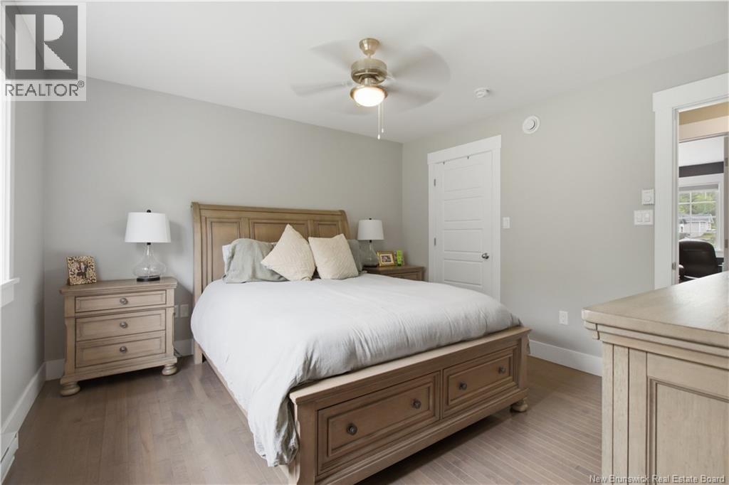 142 Mooers Drive - 21