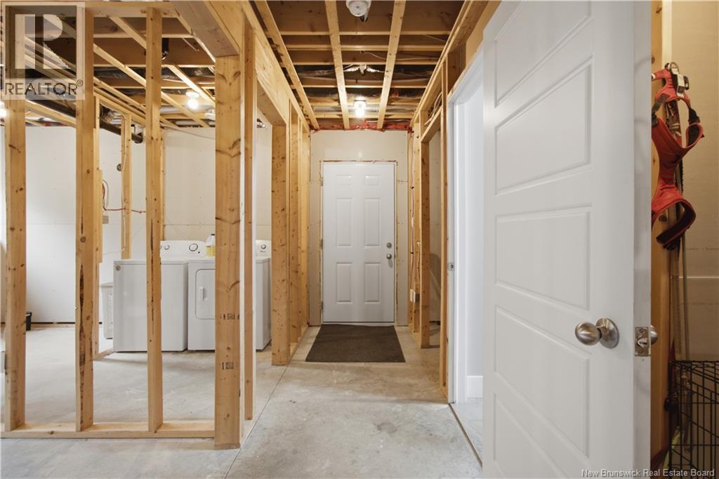 142 Mooers Drive - 25