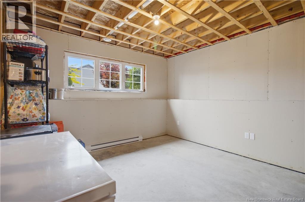 142 Mooers Drive - 28