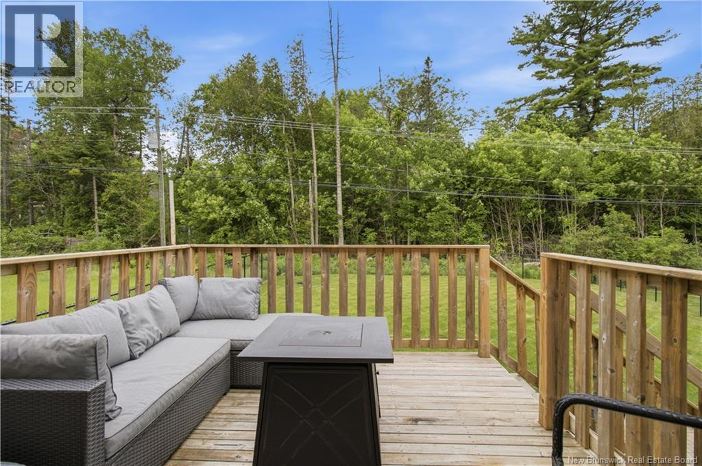 142 Mooers Drive - 33