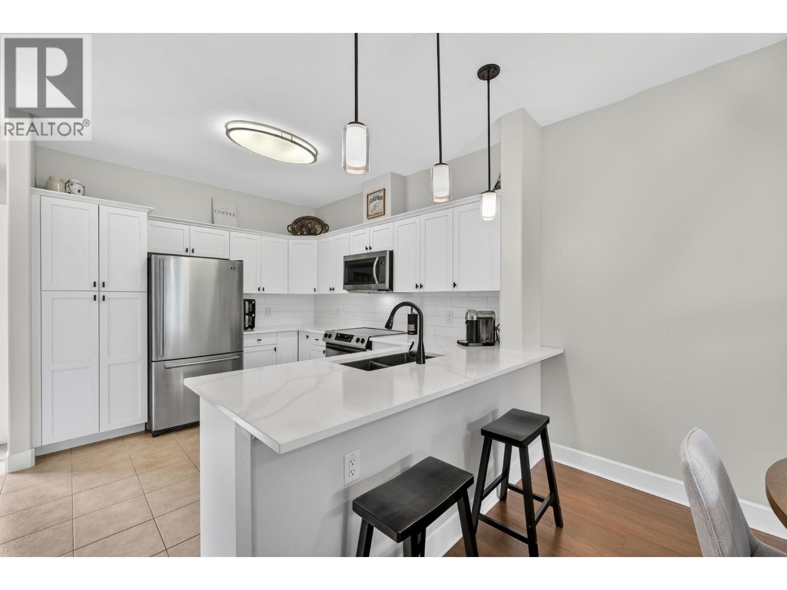 #330 3996 Beach Avenue - 12
