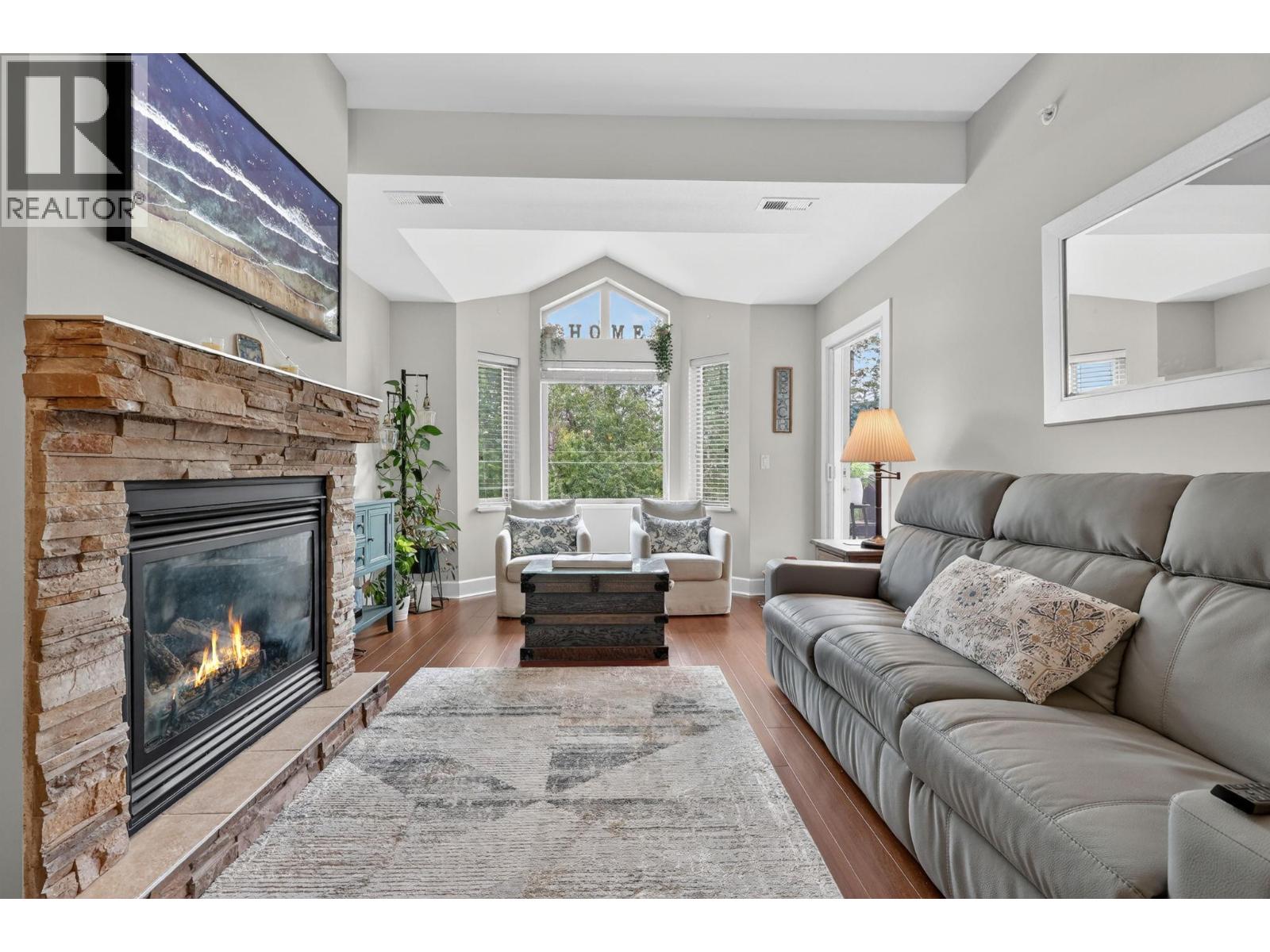 #330 3996 Beach Avenue - 7