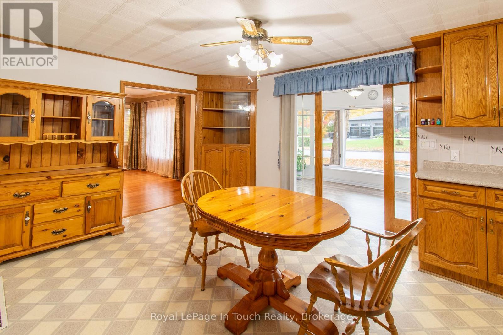 748 OVERHEAD BRIDGE ROAD - 11