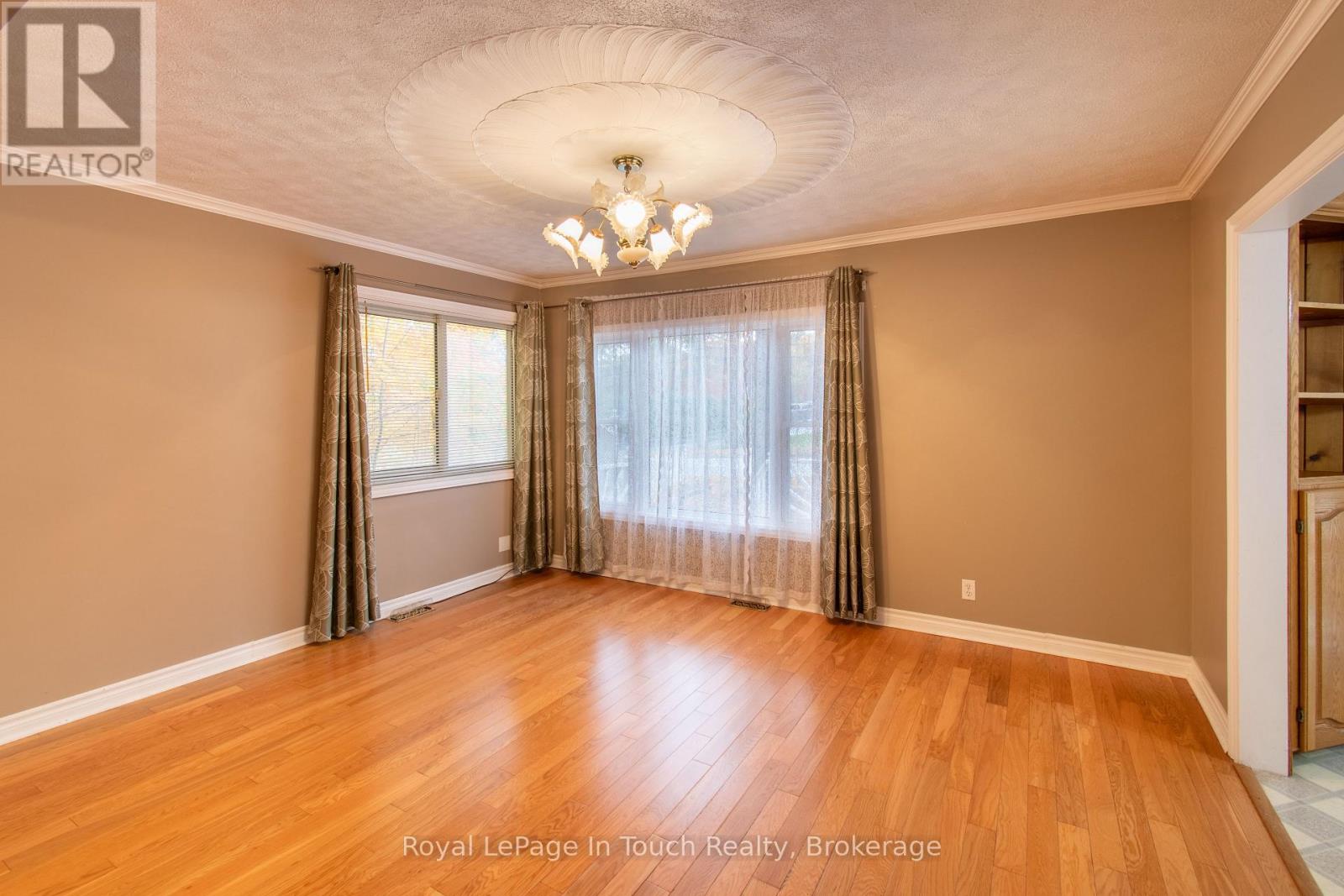 748 OVERHEAD BRIDGE ROAD - 19