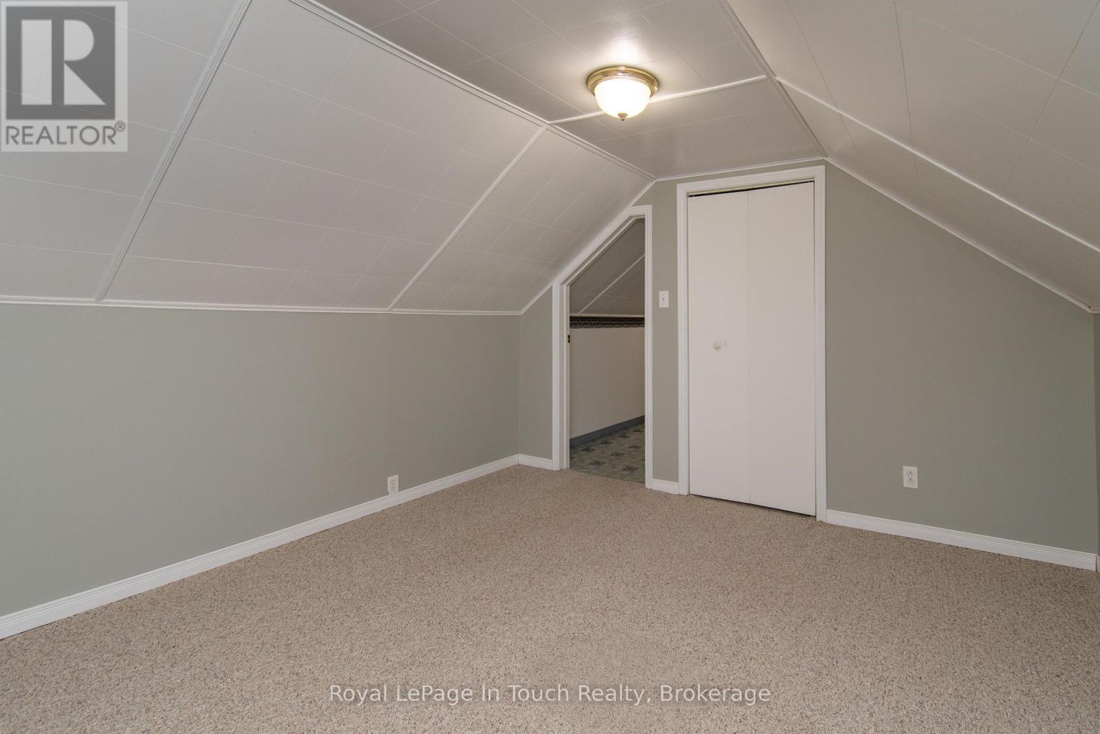 748 OVERHEAD BRIDGE ROAD - 26